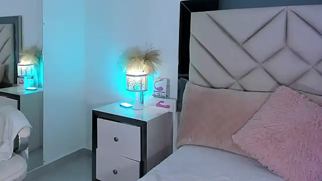 alexa tobar online show from 6, 3, 2026