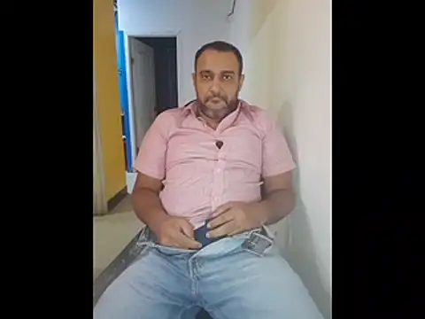 Snapshot of friendsloversex chatting on 23, 10, 2025 friendsloversex online show from 23, 10, 2025