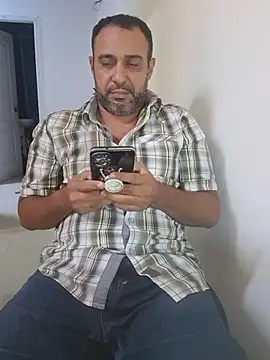 Snapshot of friendsloversex chatting on 21, 10, 2025 friendsloversex online show from 21, 10, 2025