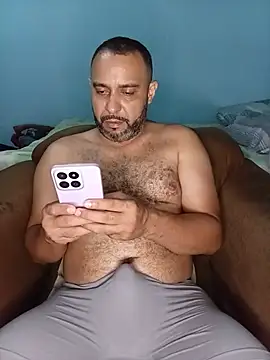 friendsloversex online show from 25, 6, 2026