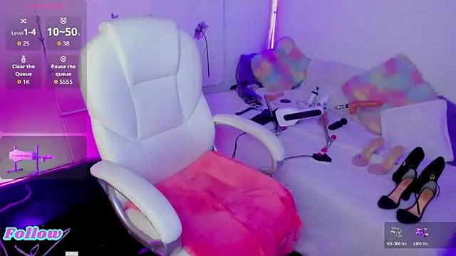 Snapshot of allison-sweet1 chatting on 6, 11, 2025 allison-sweet1 online show from 6, 11, 2025