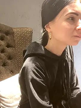 Starry Siren online show from 6, 11, 2025