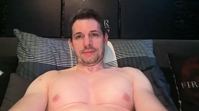 Snapshot of dreamwallker21 chatting on 9, 5, 2026 dreamwallker21 online show from 9, 5, 2026