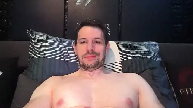Snapshot of dreamwallker21 chatting on 17, 5, 2026 dreamwallker21 online show from 17, 5, 2026
