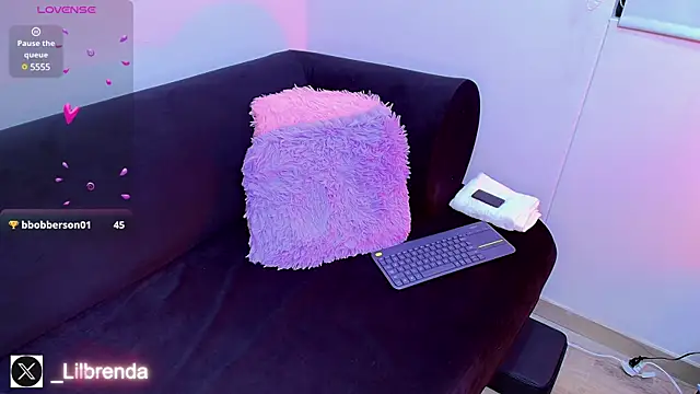 Snapshot of Brenda__gomez chatting on 13, 1, 2025 Brenda gomez online show from 13, 1, 2025