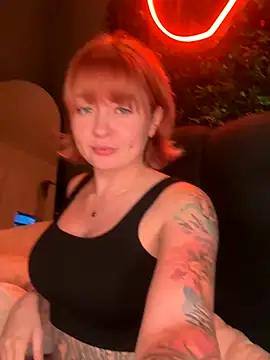 ObviouslyPeachy online show from 3, 10, 2025