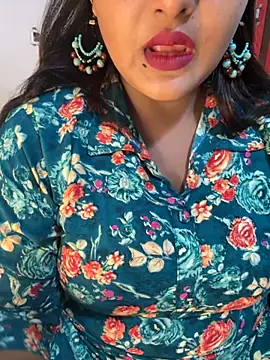 Snapshot of Ayesha_mahi chatting on 4, 10, 2025 Ayesha mahi online show from 4, 10, 2025