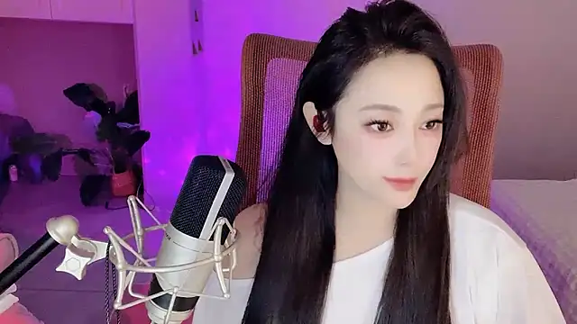 Daisy-77 online show from 17, 11, 2025