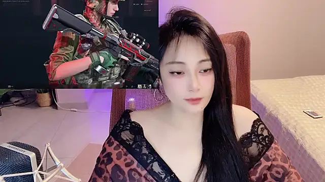 Daisy-77 online show from 14, 4, 2026