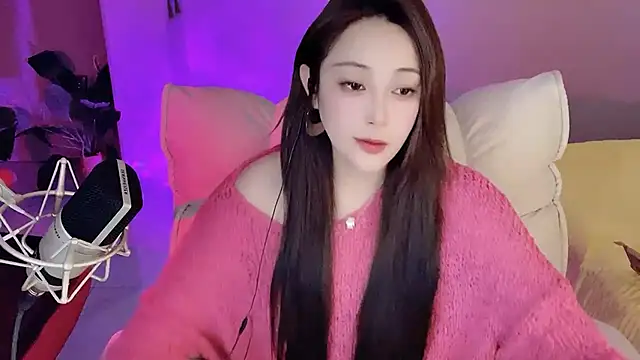 Daisy-77 online show from 15, 10, 2025