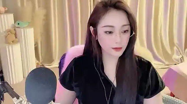 Daisy-77 online show from 22, 2, 2025