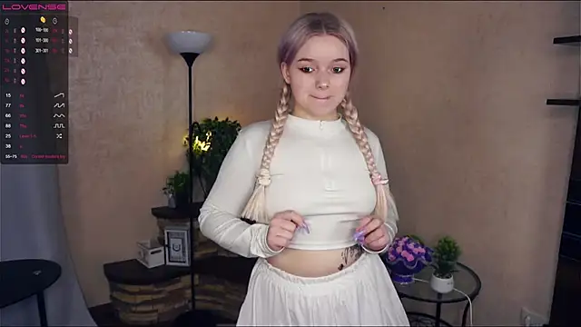 ZaraCreedon online show from 20, 2, 2025