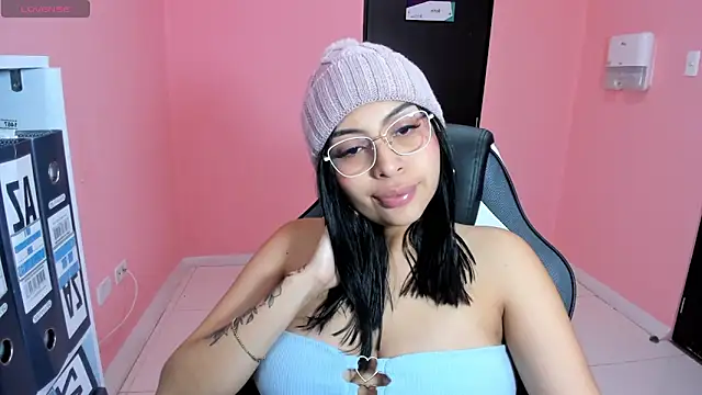 AlanaPetterson online show from 28, 12, 2024
