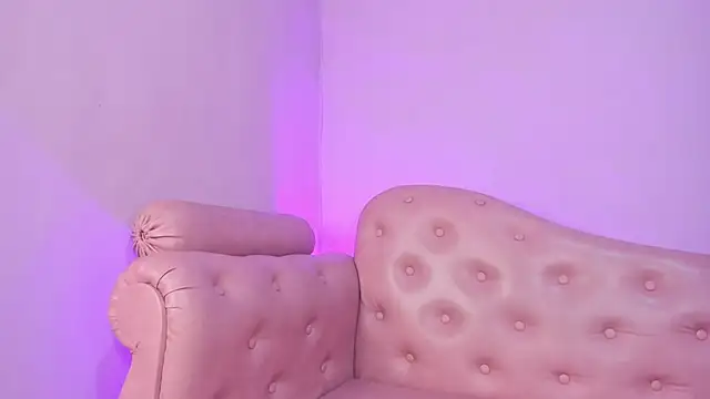 AlanaPetterson online show from 24, 9, 2025
