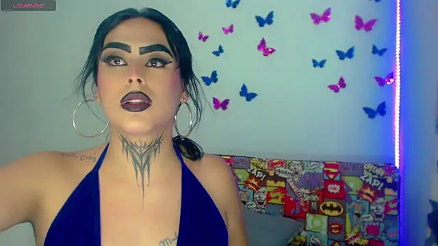 Snapshot of Perla_Hotcortes chatting on 7, 6, 2026 Perla Hotcortes online show from 7, 6, 2026
