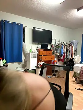 Hotslut187 online show from 17, 1, 2026