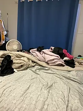 Hotslut187 online show from 8, 2, 2026