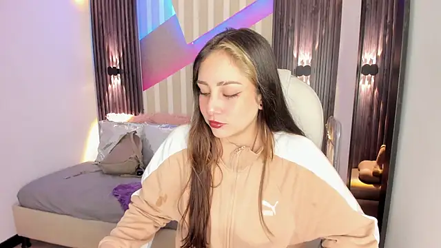 emily layton online show from 29, 10, 2025