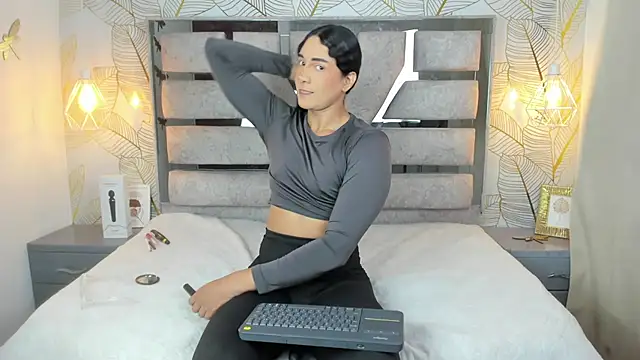 Alison Chan  online show from 29, 3, 2026