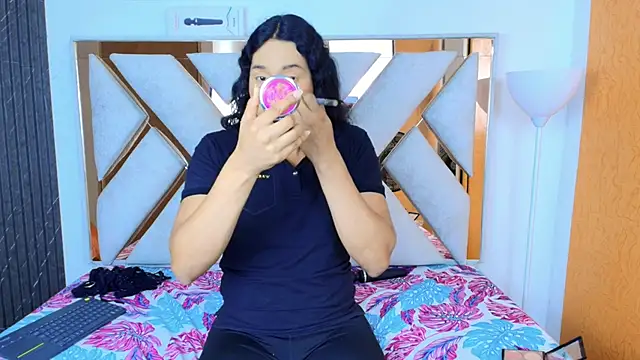 Alison Chan  online show from 23, 10, 2025