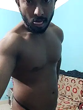 Snapshot of HunkyAriyan chatting on 7, 2, 2025 HunkyAriyan online show from 7, 2, 2025