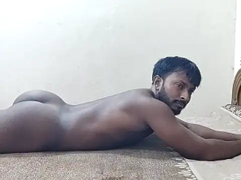 HunkyAriyan online show from 10, 5, 2026
