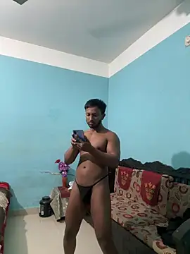 Snapshot of HunkyAriyan chatting on 20, 1, 2025 HunkyAriyan online show from 20, 1, 2025