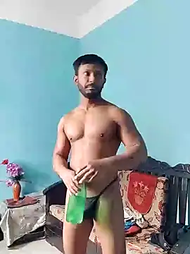 Snapshot of HunkyAriyan chatting on 31, 1, 2025 HunkyAriyan online show from 31, 1, 2025