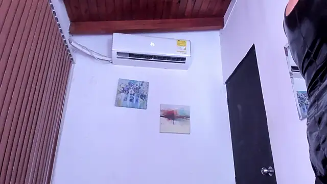 alondrabigtits online show from 11, 4, 2026