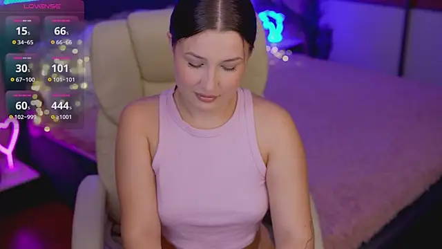 OneLaya online show from 11, 11, 2025