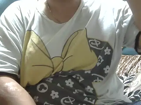 Snapshot of bhabhi_jaan11 chatting on 12, 11, 2025 bhabhi jaan11 online show from 12, 11, 2025