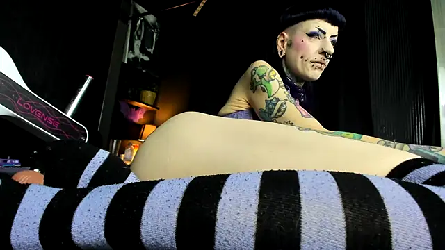 Purple Coffin666 online show from 31, 3, 2026