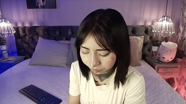 Evangeline bell online show from 26, 11, 2025