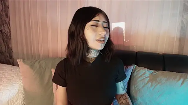 Evangeline bell online show from 28, 11, 2025