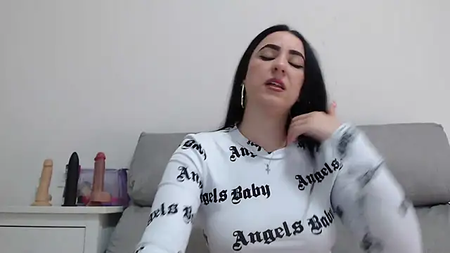 leilacam25 online show from 14, 11, 2025