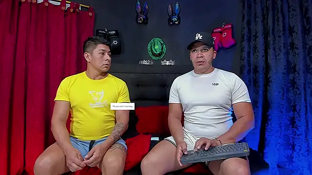 Snapshot of AndyandFran chatting on 23, 4, 2026 AndyandFran online show from 23, 4, 2026