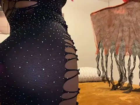 NadiaBanks online show from 1, 11, 2025