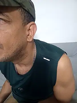 latinmartin73 online show from 15, 2, 2025