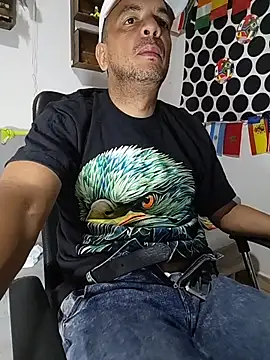 Snapshot of latinmartin73 chatting on 21, 6, 2026 latinmartin73 online show from 21, 6, 2026