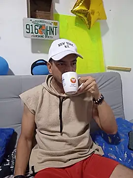 latinmartin73 online show from 12, 10, 2025