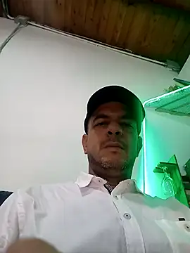latinmartin73 online show from 27, 2, 2025