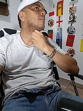 Snapshot of latinmartin73 chatting on 29, 6, 2026 latinmartin73 online show from 29, 6, 2026