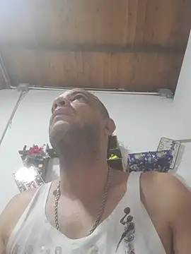 latinmartin73 online show from 5, 12, 2025