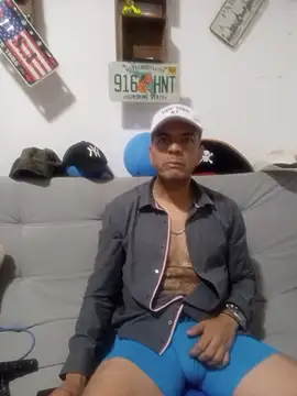 latinmartin73 online show from 11, 11, 2025