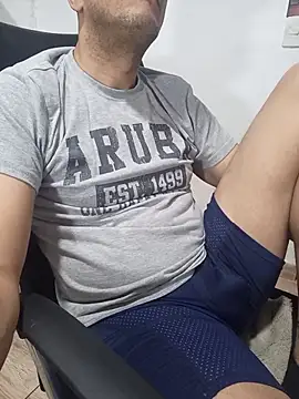 latinmartin73 online show from 14, 2, 2026