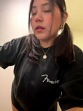 kittyfresita online show from 2, 12, 2025