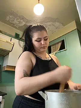 NanaDaizy online show from 4, 11, 2025