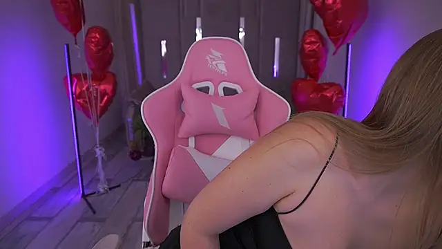 AnikaJane online show from 26, 2, 2025