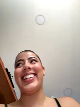 DakotaShelby online show from 4, 12, 2025