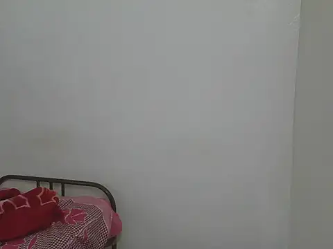 hot dark chocolate08 online show from 28, 11, 2025